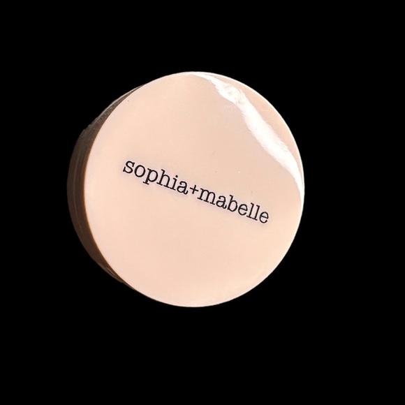 Sophia & Mabelle stacked eyeshadow combo - Picture 4 of 4